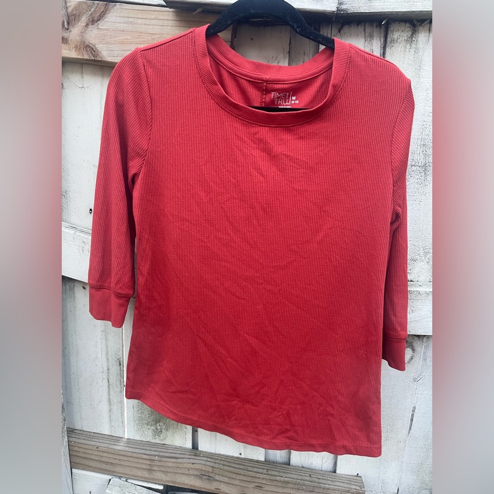 Red everyday top